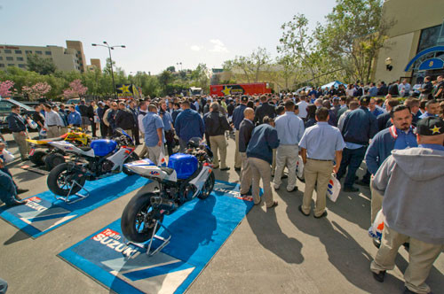 Rockstar Energy Drink and Pepsi Team Up – Suzuki and Yoshimura Show Their Support