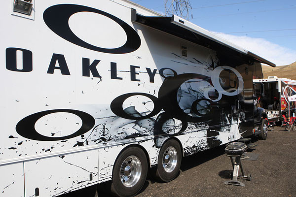 oakley factory oakley factory